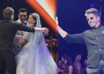 एक्टर शाहरुख खान दिल्ली की हाईप्रोफाइल शादी में जमकर नाचे