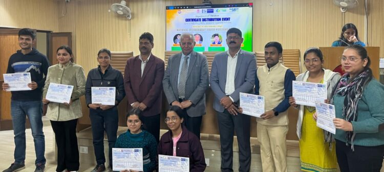 राष्ट्रीय पर्यावरण युवा संसद और जोनल लेवल पर स्पीच कंपटीशन के विजेताओं को प्रमाण-पत्र दिया गया