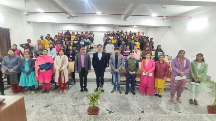 “कीटोन और एमाइड के इनोवेशन आधारित स्टार्टअप” विषय पर व्याख्यान