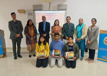 “री-इंजीनियरिंग जेंडर: विमेन ब्रेकिंग बैरियर्स इन इंजीनियरिंग” विषय पर एक जागरूकता क्विज का आयोजन