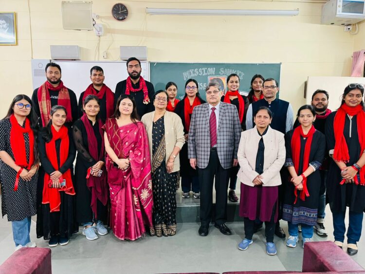 महिला सशक्तिकरण के विषय पर केन्द्रित लघु नाटक “फिर सुबह होगी” का किया मंचन