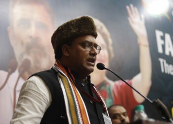 कांग्रेस के नेतृत्व में संविधान की रक्षा करेगा देश : शाहनवाज़ आलम