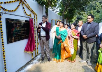 LU में भारत की दो महान विभूतियों की जयंती उत्साहपूर्वक मनाई गई