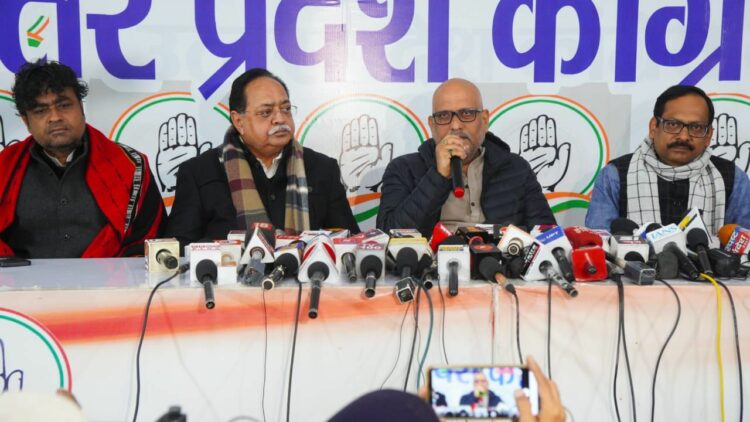 भ्रष्टाचार में यदि लिप्त हैं मंत्री आशीष पटेल तो बर्खास्त करें उन्हें योगी सरकार : अजय राय