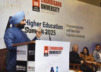 चंडीगढ़ यूनिवर्सिटी लखनऊ ने पहला ‘एआई हायर एजुकेशन समिट 2025’ किया आयोजित