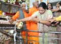 महाशिवरात्रि : दिल्ली की सीएम रेखा गुप्ता ने गौरी शंकर मंदिर में की पूजा-अर्चना