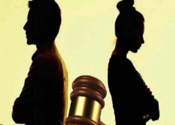 थाने पहुंच पत्नी ने सुनाई आपबीती धोखे से नशे की गोलियां खिला देता है पति, फिर….