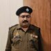 पत्नी की सहेली के घर झगड़ा सुलझाने पहुंचा फर्जी IPS, पुलिस ने किया गिरफ्तार,उतारनी पड़ी वर्दी