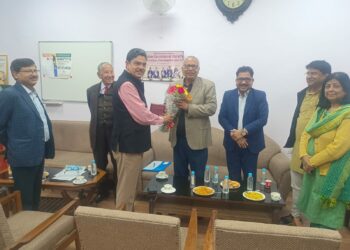 लखनऊ विश्वविद्यालय : आदिवासी सांस्कृतिक विरासत और पर्यावरण संरक्षण पर विशेष व्याख्यान