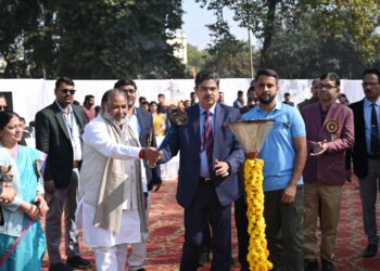 लखनऊ विश्वविद्यालय : इंटर हॉस्टल कॉम्पीटिशन फेस्ट – 2025 का उद्घाटन मंत्री दया शंकर सिंह ने किया