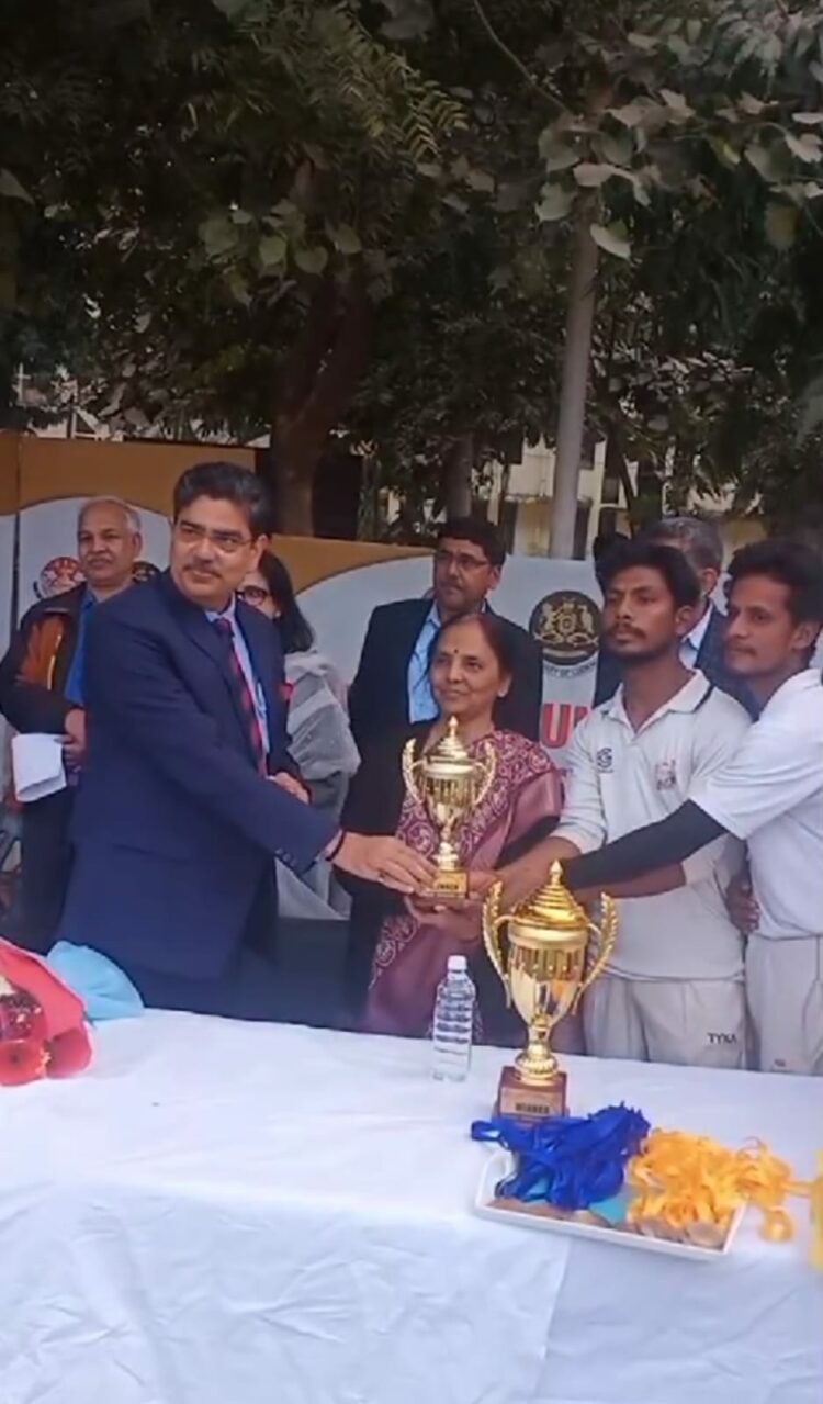 लखनऊ विश्वविद्यालय : शिवाजी जी महाराज की जयंती पर  क्रिकेट लीग मैच का हुआ आयोजन