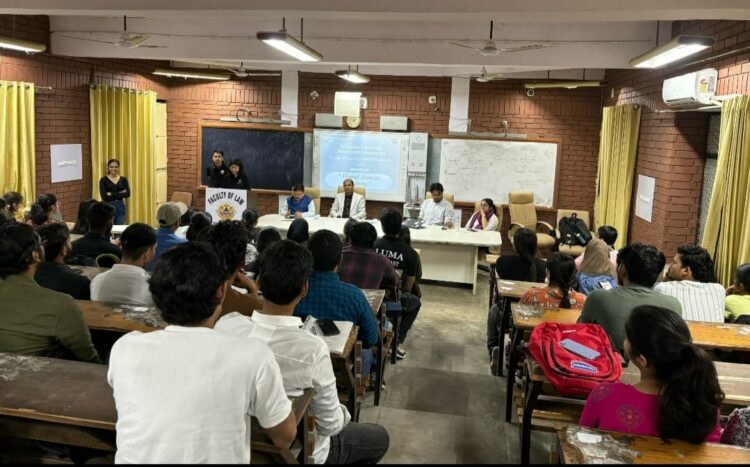 लखनऊ विश्वविद्यालय : डिजिटल सुरक्षा प्रशिक्षण पर जानकारी पूर्ण सत्र का आयोजन