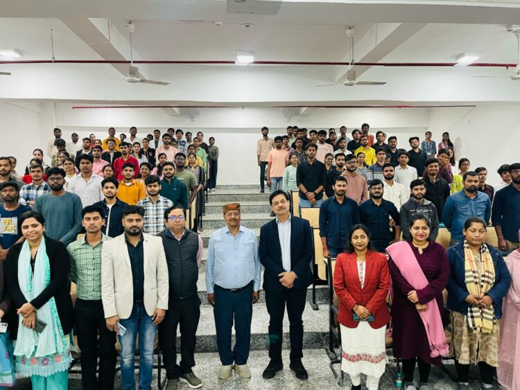 लखनऊ विश्वविद्यालय में नेशनल साइंस डे के अवसर पर व्याख्यान का आयोजन किया गया