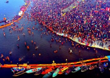 ऑस्कर योग केन्द्र ने स्नेहधरा वृद्धाश्रम में आयोजित किया महाकुंभ स्नान