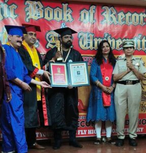 Dr Naveen Chandra